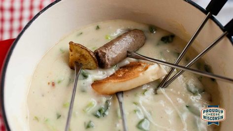 Tops Friendly Markets - Brunch Fondue Fondue Ideas, Cheese Fondue Recipe, Swiss Cheese Fondue, Fondue Night, Fondue Recipes Cheese, Fondue Recipe, Cheese Brands, Fondue Party, Elegant Appetizers