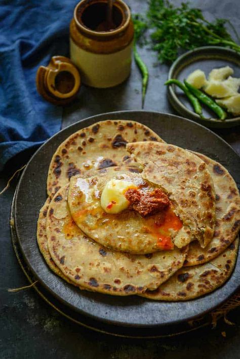 Aloo Paratha Recipe, Stuffed Flatbread, Popular Breakfast Recipes, Aloo Paratha, Potato Filling, Paratha Recipe, Spicy Snacks Recipes, Breakfast Recipes Indian, Paratha Recipes