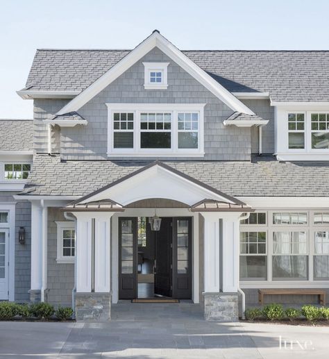 The look of a weak of second floor and a peak on the first floor.  Possibility for Greenwood. Gray House Exterior, Shingle House, White Exterior Houses, Gray House, Grey Exterior, Grey Houses, Exterior Paint Colors For House, Casa Exterior, Luxe Interiors