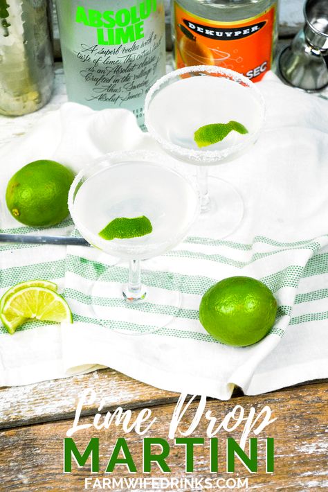 Lime Drop Martini is an easy to make cocktail with the help of some lime simple syrup, lime juice, triple sec and lime vodka. Shaken and poured into a sugar-rimmed glass with a lime twist makes this a refreshing cocktail all year long. #Cocktails #Martini #LimeDrop #Vodka #Drinks Lime Vodka Drinks, Lemon Vodka Drinks, Lime Simple Syrup, Vodka Sprite, Cocktails Martini, Vodka Mixed Drinks, Vodka Recipes Drinks, Easy To Make Cocktails, Lime Drinks