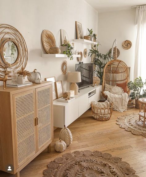 Rustic Boho Living Room Decor Vintage, Jysk Living Room, Wedding Shower Decorating Ideas, Stair Decorating Ideas For Wedding, Stair Decorating Ideas, Outdoor Canopy Decorating Ideas, Decorating Ideas Wedding, Decorating Ideas For Wedding, Shelf Decor Living Room