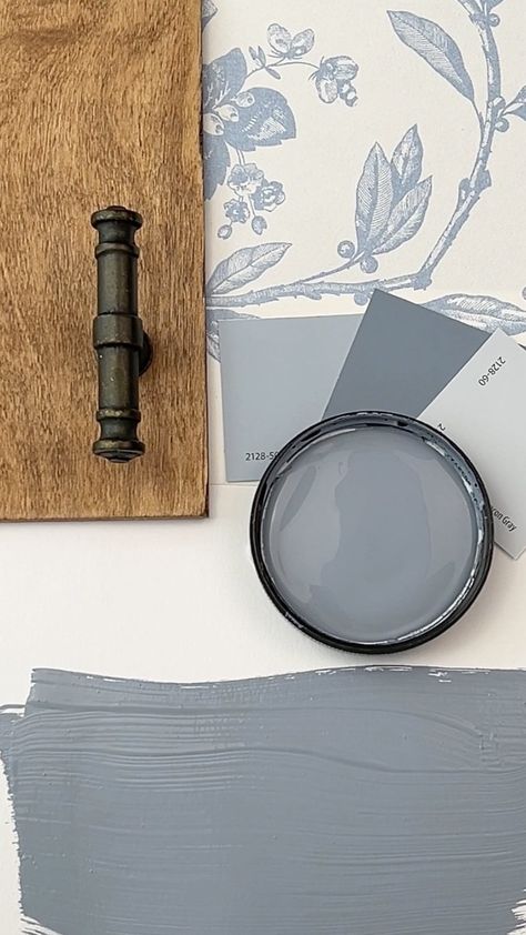 Loralee AhMu | Oxford Gray by Benjamin Moore is an elegant and classic shade of gray with blue undertones. The cool undertones lend themselves best to… | Instagram Ash Blue Paint, Oxford Gray Benjamin Moore, Blue Gray Living Room Walls, Light Blue Grey Aesthetic, Smokey Blue Paint, Blue Grey Exterior House Colors, Blue Grey Paint Color, Blue Gray Walls, Blue Grey Paint