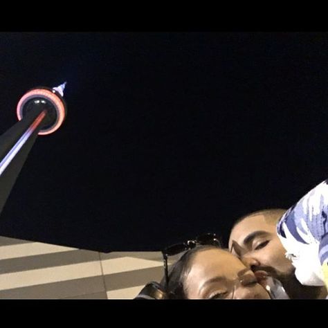 Pin for Later: Drake Posts a Cuddly Selfie With Rihanna After Professing His Love For Her at the VMAs Rihanna And Drake, Aubrey Drake, Bad Gal, Rihanna Fenty, Just Friends, Nicki Minaj, Role Models, Mtv, Rihanna