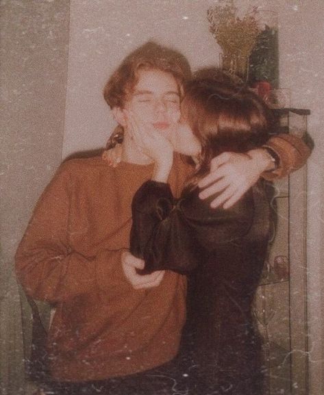 Sweet Relationship, Cute Couple Aesthetic, Couple Aesthetics, Never Come Back, The Wombats, Greek Tragedy, Fotografi Vintage, My Kind Of Love, The Love Club