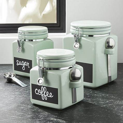 Pistachio Clamp Canisters with Chalkboard - Kitchen Decorating Ideas - #affiliatelink Kitchen Decor Collections, Crockery Design, Gadgets Kitchen Cooking, Kitchen Accessories Decor, Cooking Gadgets, Cute Kitchen, Pistachio Green, Pantry Design, Kitchen Canisters