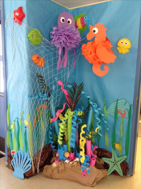 Diy Under The Sea Decorations, Pool Noodle Coral Reef, Decoration Theme Marin, Pool Noodle Coral, Summer Props, Scuba Vbs, Under The Sea Crafts, Pool Noodle Crafts, Under The Sea Decorations