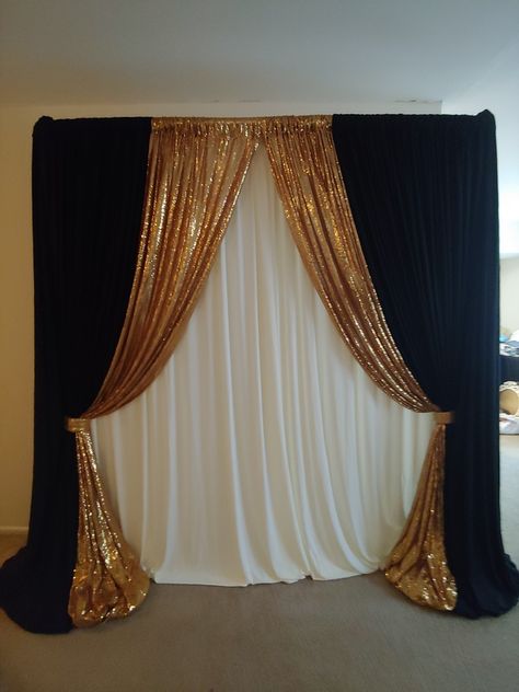 Draping Decoration Ideas, Curtain Decoration Ideas For Party, Backdrop Draping Ideas, Bling Backdrop, Unique Shower Curtain Ideas, Curtains Ideas For Living Room, Curtains Ideas Modern, Draping Backdrop, Aesthetic Shower Curtain