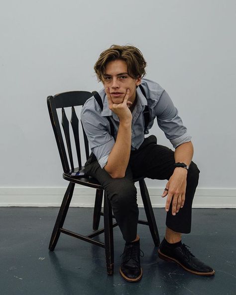 Cole Sprouse en Instagram: “Damn kid, get some sleep.” Cole Sprouse Snapchat, Cole Sprouse Haircut, Cole Sprouse Shirtless, Cole Sprouse Aesthetic, Cole Sprouse Hot, Cole Sprouse Funny, Haircut Boys, Cole Sprouse Wallpaper, Cole Sprouse Jughead