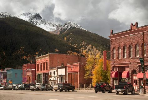 7 Terrific Things To Explore Around Silverton, Colorado - Drivin' & Vibin' Small Town Names, Colorado Scenery, Silverton Colorado, Town Names, Mountain Town, Appalachian Trail, Explore Nature, Beautiful Mountains, Ghost Towns