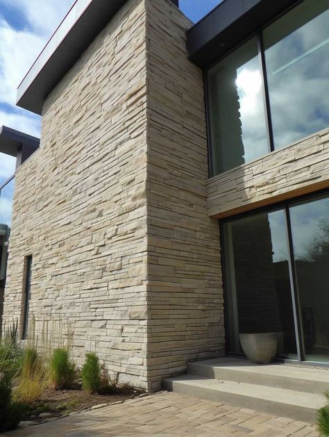 Exterior Stone Wall Cladding, Exterior Natural Stone, Stone Cladding Exterior, Cladding Ideas, Cladding Exterior, Natural Stone Cladding, Cladding Design, Stone Wall Cladding, Cladding Materials