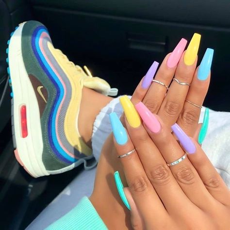 Nails And Rings, Multicolored Nails, Cute Acrylic Nail Designs, Cute Summer Nails, Nails 2020, Summer Acrylic Nails, Rainbow Nails, Summer Nails Colors, Neon Nails