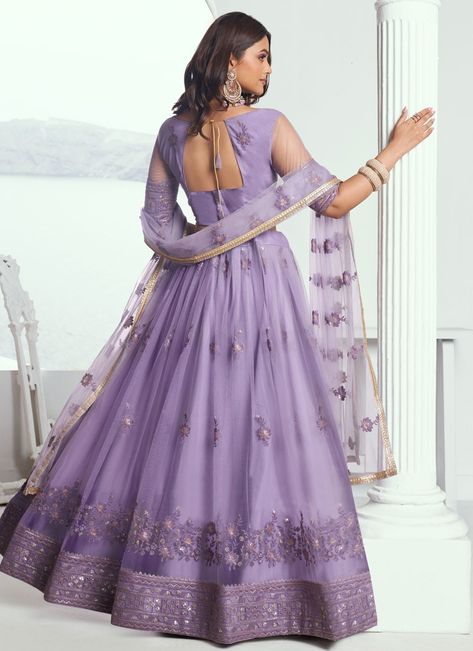 Net Lehenga Designs, Lavender Lehenga, Mehendi Party, Bridesmaid Lehenga, Butterfly Net, Short Kurti, Net Lehenga, Ghagra Choli, Indian Lehenga