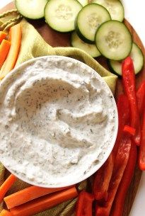 Skinny Ranch Dip - Robust Recipes Ranch Dip Recipe, Greek Yogurt Dips, Homemade Spice Mix, Breakfast Low Carb, Nonfat Greek Yogurt, Healthy Dips, Ranch Dip, Veggie Dip, Homemade Spices