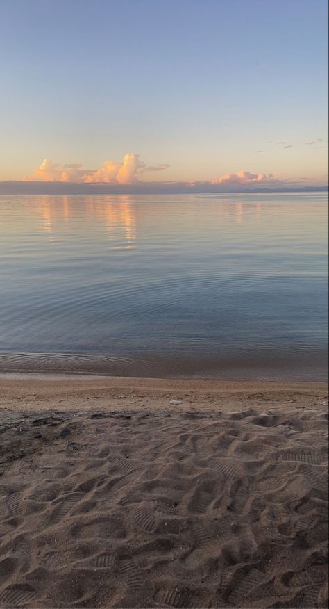 Malawi Aesthetic, Swahili Coast, Africa Beach, Malawi Africa, Lake Malawi, Moodboard Inspo, South Africa Travel, African Countries, Southern Africa