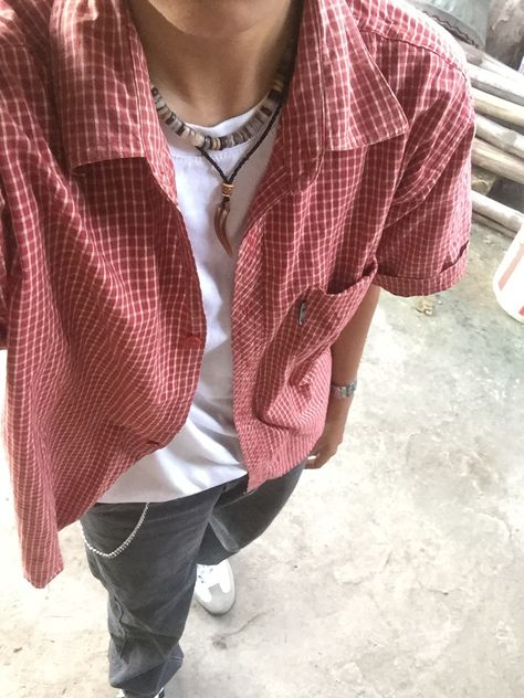 Guys Button Up Shirts Outfits Aesthetic, Mens Outfits Button Up, Mens Button Up Shirts Outfits Casual, Red And White Mens Outfit, White And Red Outfit Men, Red And White Outfit Men, Plaid Shirt Outfit Men, Band Tee Outfits Men, Red Shirt Outfit Men