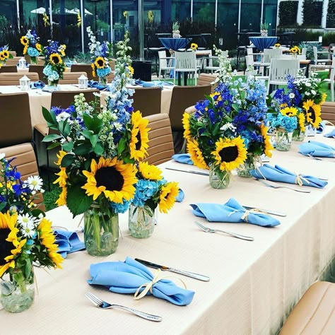 Blue And Yellow Wedding Table Decor, Dusty Blue And Sunflower Wedding Centerpieces, Yellow And Blue Wedding Decorations, Sunflower Tablescape, Royal Blue And Yellow Wedding, Navy Blue And Sunflower Wedding, Yellow And Navy Wedding, Sunflower Party Themes, Bbq Baby Shower Decorations