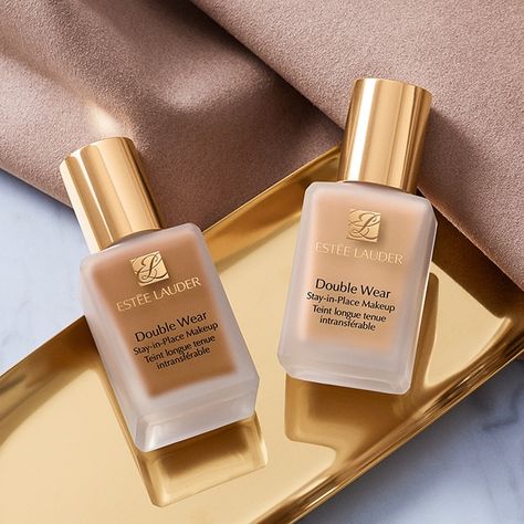 Double Wear Estee Lauder, How To Wear Makeup, Waterproof Foundation, Estee Lauder Makeup, Estee Lauder Double Wear, Double Wear, Make Makeup, Matte Foundation, Estée Lauder