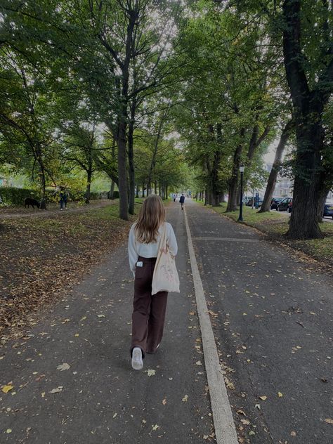 Walking To Work Aesthetic, Park Walk Outfit, Walk Asthetic Pics, Walking Goals, Walking Aethstetic, Walking Outdoors, Long Walk, Walking Vision Board, Outdoor Walks Aesthetic