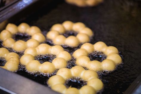 Poi Mochi Donut Recipe, Poi Mochi Recipe, Poi Mochi, Mochi Donut Recipe, Mochi Donuts Recipe, What Is Mochi, Mochi Donut, Types Of Donuts, Butter Mochi