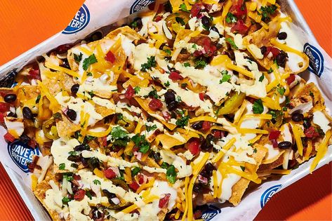 Cantina Nachos Carnival Nachos, Concession Stand Nachos, Dave And Busters Nachos Recipe, Arcade Restaurant, Bar Arcade, Dave And Busters, Ultimate Nachos, Dennys Nachos Recipe, Teriyaki Wings