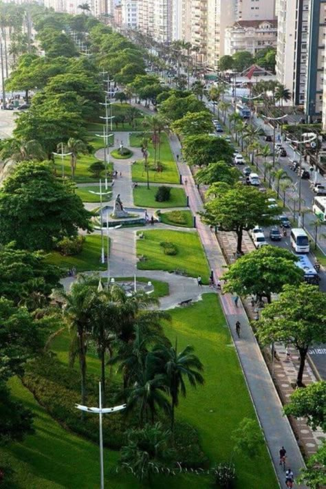 Santos Brazil, Travel Brazil, Linear Park, Urban Design Plan, Eco City, Urban Landscape Design, City Layout, Cities Skylines, Park Landscape