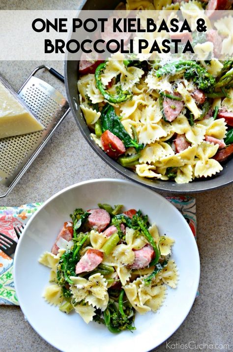 Minimal dishes and maximum flavor make this One Pot Kielbasa and Broccoli Pasta perfect for a busy night. Pasta With Kielbasa, Kielbasa Broccoli, One Pot Kielbasa, Kielbasa Pasta Recipes, Turkey Kielbasa Recipes, Kielbasa Recipe, Turkey Kielbasa, Kielbasa Pasta, Kielbasa Recipes