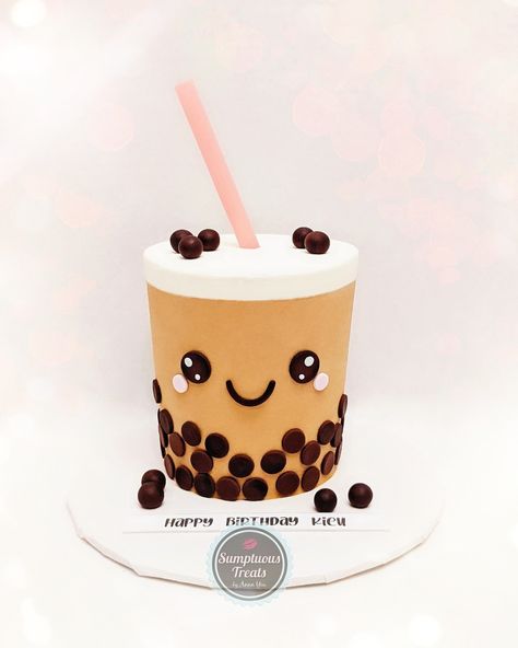 Bobba Tea Cake, Boba Theme Cake, Boba Tea Cake Ideas, Bobba Tea Birthday Party, Bubble Tea Cake Design, Boba Tea Valentine Box Ideas, Birthday Cake Ideas For 11 Year Girl, Boba Cake Birthday, Boba Birthday Cake