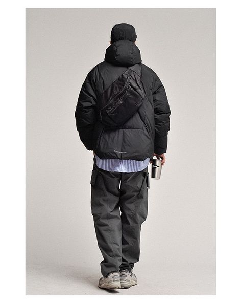 Gorpcore Mens Outfits, Rain Outfit Men, Japanese Fashion Men, Gorpcore Men, Big Boys Fashion, Mens Street Style Urban, Japanese Techwear, Japanese Street Fashion Men, Gorpcore Winter