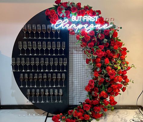 Atlanta Champagne Wall Rental | Designer Milieu Champagne Stand Wedding, Black Champagne Wall, Champagne Wall Diy, Diy Champagne Wall, Champagne Wall Wedding, Buffet Food Display, Champagne Walls, Drink Wall, Engagement Party Planning