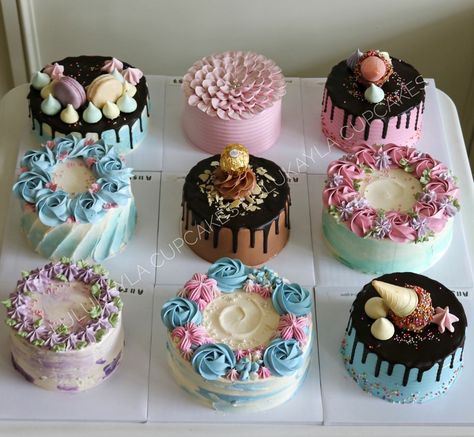 Small Buttercream Cake, Mini Buttercream Cakes, Mini Chocolate Cake Design, Mini Cakes Ideas Birthday, Mini Cake With Cupcakes, Small Cakes Ideas, Small Cake Designs, Mini Cake Designs, Mini Cakes Ideas