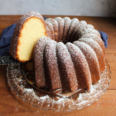 Condensed Milk Pound Cake - Cooking With Carlee Sweetened Condensed Milk Pound Cake, Pound Cake With Condensed Milk Recipe, Milky Way Pound Cake Recipe, Sweetened Condensed Pound Cake, Eagle Brand Milk Pound Cake, Condensed Milk Cake Recipe, Recipes Using Condensed Milk, Condensed Milk Recipes Desserts, Eagle Brand Milk