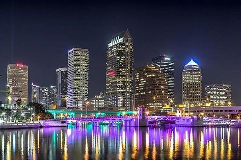 Cities At Night, Tampa Skyline, Brandon Florida, Florida Skyline, Architecture City, Kissimmee Florida, Buildings Photography, City Planner, Florida City