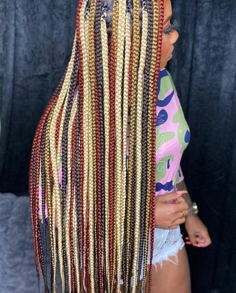 Box Braids With Streaks Of Color, Plaits With Color For Black Women, Colorful Knotless Braids For Black Women, Box Braid With Color, Three Color Braids, Tricolor Braids, Braids With Two Colors, 3 Color Braids, Knotless Color Ideas