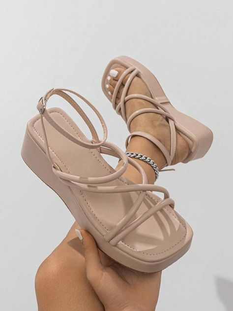 Footwear For Summer, Classy Sandals, Dressy Clothes, Fancy Sandals, Pretty Sandals, Preppy Shoes, Cute Shoes Heels, Elegant Sandals, Fancy Shoes