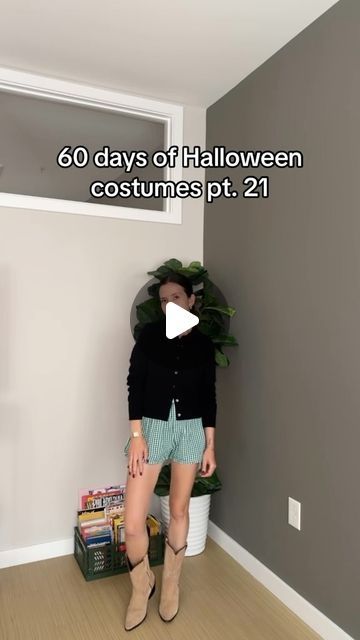 Liana Ratner on Instagram: "60 days of Halloween costumes pt. 21

 *costume is also available on my Amaz0n storefront under “60 days of Halloween costumes” 

#halloween #halloweencostumeideas #halloween2024" Costumes For Short Brown Hair, Halloween Costumes Women Movies, British Icons Fancy Dress, Halloween Costumes Women Creative Unique, Halloween Costumes 2024, Halloween Costumes Women Creative, Easy Diy Costumes, Short Brown Hair, Woman Movie