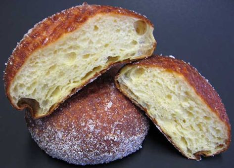 Malasadas Recipe Hawaii, Malasadas Recipe, Hawaiian Desserts, Hawaiian Food, Portuguese Recipes, Donut Recipes, Hawaiian Style, Local Food, Good Eats