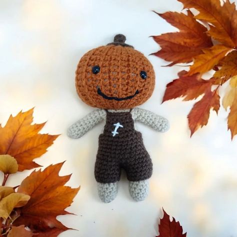 How adorable is this pumpkin head doll ❤ He turned out perfect! Pattern by @elisascrochet #halloween #pumpkinhead #handmadedoll #crochet #fall #autumn #hugsandstitches Pumpkin Head Doll, Crochet Fall, Pumpkin Head, Crochet Gifts, Fall Autumn, Dolls Handmade, Turn Ons, Dolls, Halloween