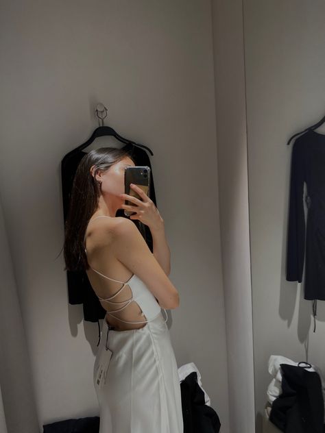 Aesthetics🫶🏻 Dressing Room Mirror Selfie, Dressing Room Selfie, Room Mirror Selfie, Dressing Room Mirror, Room Mirror, Fitting Room, Dressing Room, Selfies, Mirror Selfie