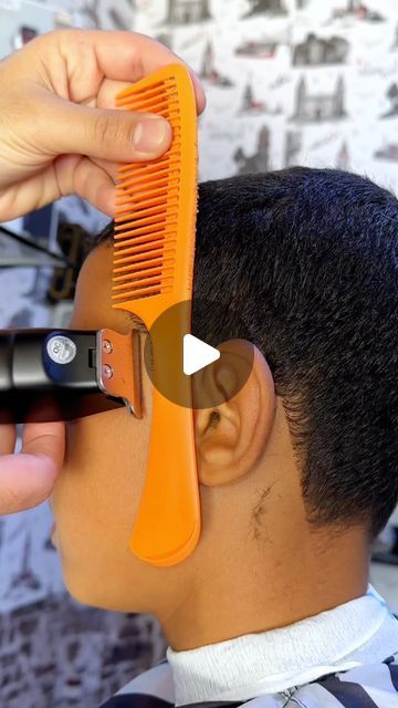 Hamza Mouftakhir on Instagram: "#barber #hairstyles #barbershop" Mens Barber Cuts, Barber Haircut Styles, Ponytail Haircut, Barber Tips, Barber Haircuts, Comb Over Haircut, Barbers Cut, Hair Barber, Barber Haircut