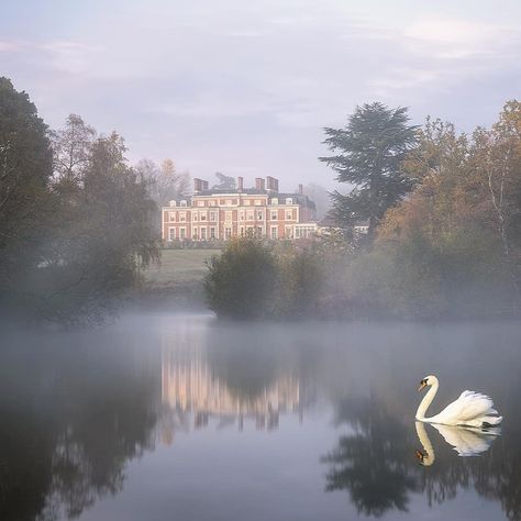 Heckfield Place, Romantic Hotel, Morning Mist, Jolie Photo, English Countryside, Pretty Places, Old Money, Best Hotels, Aesthetic Pictures