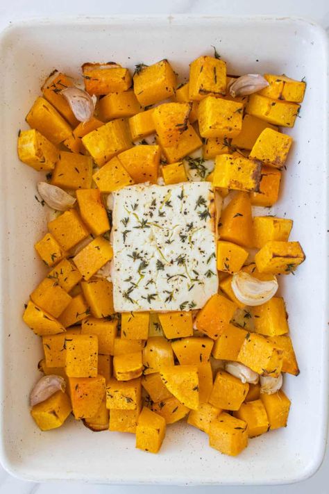 This Pumpkin Feta Pasta recipe celebrates classic flavours and is super creamy. Perfect dinner for the family which is easy to make.