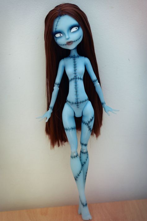 Monster High custom OOAK  Customized doll Sally Nightmare before Christmas Tim Burton Oak Dolls, Christmas Barbie Dolls, Nightmare Before Christmas Dolls, Monster High Crafts, Doll Customizing, Doll Makeover, Monster High Custom Doll, Coraline Doll, Sally Nightmare