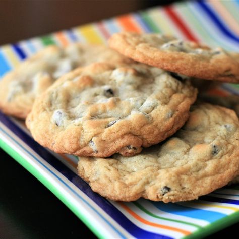 Best Chocolate Chip Cookies Classic Chocolate Chip Cookies Recipe, Best Chocolate Chip Cookies, Macadamia Nut Cookies, Popular Cookies, Best Chocolate Chip, Chewy Sugar Cookies, Spritz Cookies, Butter Cookies Recipe, Buttery Cookies