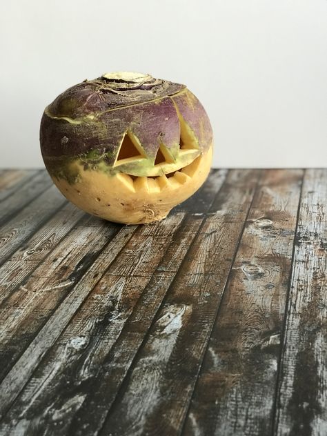 Scottish Halloween traditions - form turnip lanterns to guising #halloween #scotland Scottish Halloween, Harvest Fest, Samhain Halloween, Halloween Traditions, Halloween Lanterns, Ghost And Ghouls, Beltane, Samhain, Hallows Eve