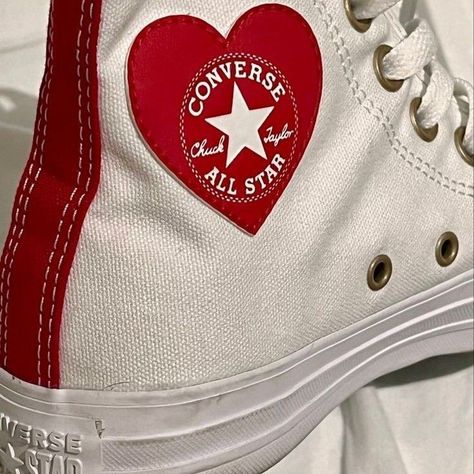 red (taylor's version) | taylor swift Red Taylors Version Aesthetic, Red Era Aesthetic, Taylor Swift Converse, Eics Aesthetic, Taylor Swift Red Aesthetic, Heart Converse, Taylor Swift Album Aesthetic, Heart Platforms, Red Tv