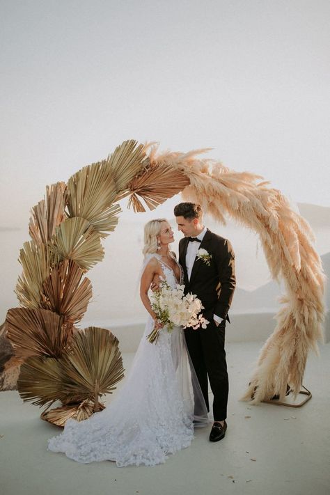 Wanna know what's trending for ceremony design? Take a good look at our most popular ceremony looks this year and check out all of the trendy ceremony ideas for your wedding! Fall Wedding Arches, Wedding Arbors, Deco Champetre, Wedding Ceremony Ideas, Ceremony Design, Wedding Arbour, Grass Wedding, Rustic Fall Wedding, Sage Green Wedding