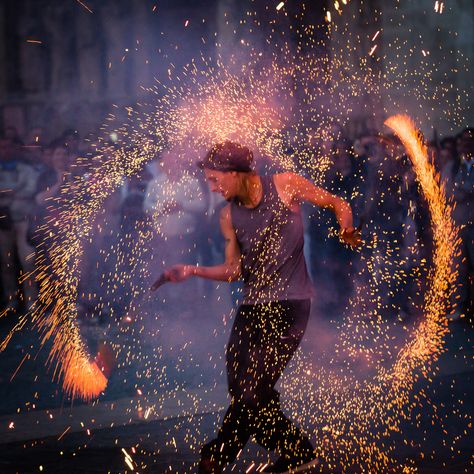 Fire Spinning, Fire Poi, Fire Dancing, Street Performer, Fire Fire, Fire Dancer, Fire Photography, Circus Art, Flow Arts