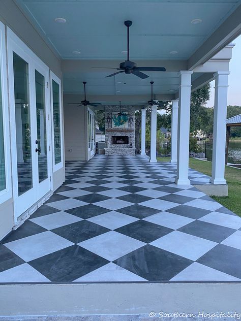 Black And White Tiles Front Porch, Outside Tiling Ideas, Black And White Tile Outdoor Patio, Checkered Floor Outdoor, Porch Area Tiles, Outdoor Black And White Tile, Black And White Outdoor Tiles Patio, Black And White Checkered Patio, Black And White Tile Patio