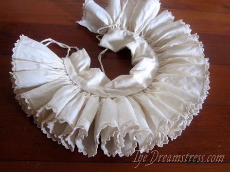 Elizabeth Collar, Elizabethan Ruff, Personal Project Ideas, Tudor Tailor, Elizabethan Fashion, Elizabethan Collar, Ruff Collar, Shakespeare In Love, Historical Costuming