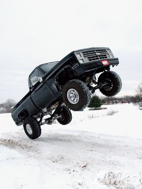 1986 Chevy Truck, Jacked Up Chevy, Jacked Up Truck, Chevy Diesel Trucks, Mud Trucks, Lifted Chevy Trucks, Lifted Truck, Chevy Pickup Trucks, Jacked Up Trucks